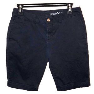 Bermuda navy blue shorts